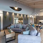 Di Sasso Apartman Troïanáta