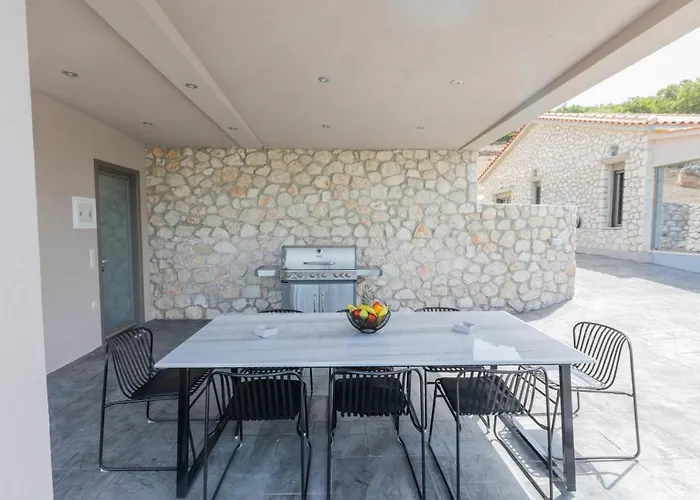 Apartment Di Sasso Troianata